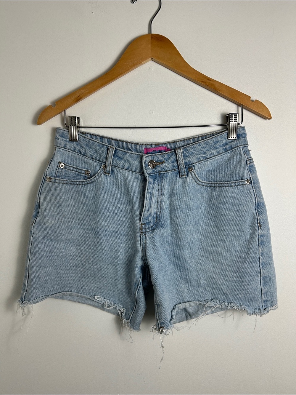 Edikted Light Blue High-Rise Raw Hem Denim Shorts women’s size small summer